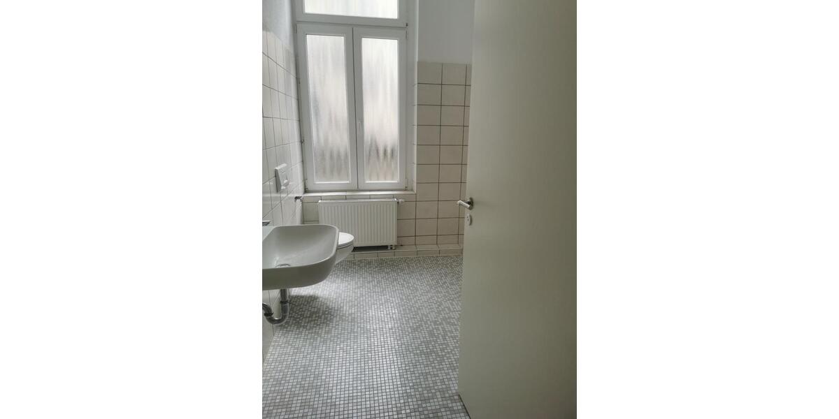 Etagenwohnung Iserlohn - 5 Zimmer, 160 m&sup2;, 990&euro; | Angebot:26600471