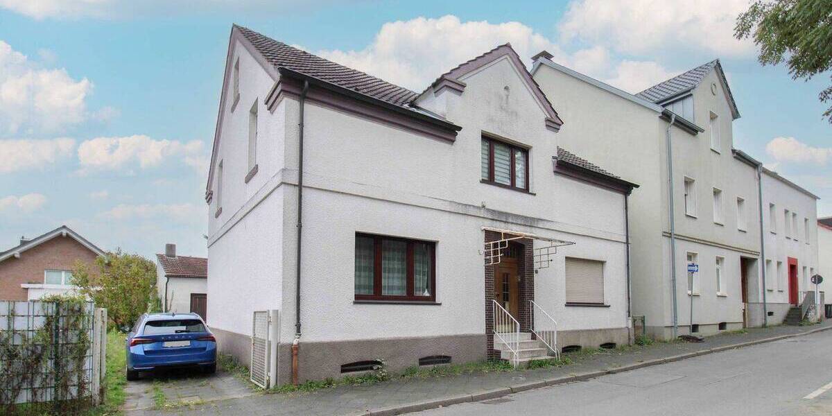 Mehrfamilienhaus, Wohnhaus Bochum Laer - 6 Zimmer, 320.000&euro; | Angebot:26093556