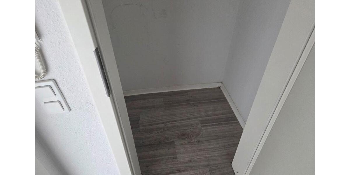 Etagenwohnung Werdohl - 2 Zimmer, 64 m&sup2;, 369&euro; | Angebot:24701009
