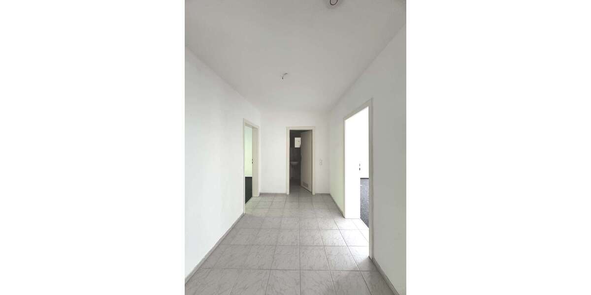 Etagenwohnung Wuppertal Barmen - 3 Zimmer, 75 m&sup2;, 680&euro; | Angebot:23429531