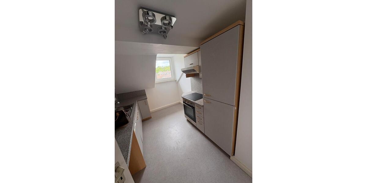 Dachgeschoßwohnung Wuppertal Brill - 4 Zimmer, 95 m&sup2;, 950&euro; | Angebot:26621373
