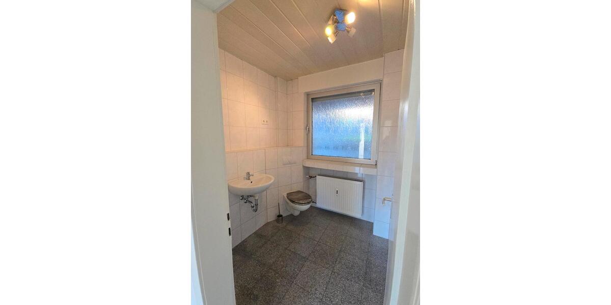 Etagenwohnung Remscheid Remscheid-Süd - 3 Zimmer, 74 m&sup2;, 870&euro; | Angebot:25257704