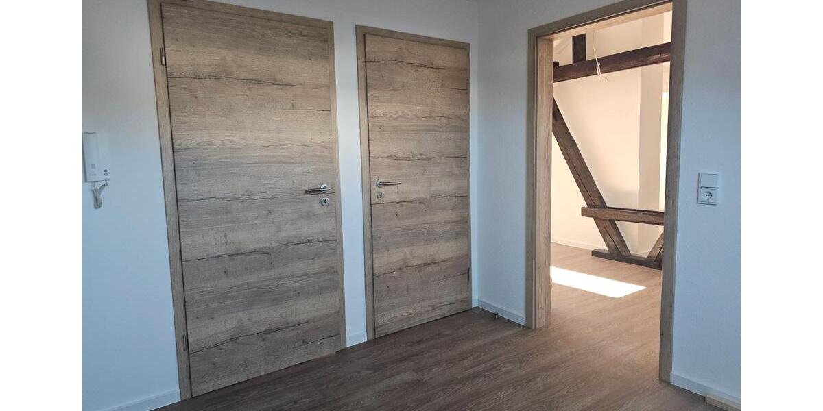 Dachgeschoßwohnung Hemer - 2 Zimmer, 80 m&sup2;, 616&euro; | Angebot:27597457