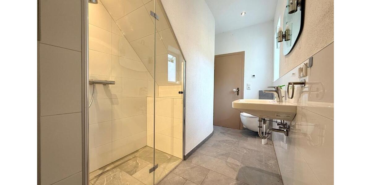 Etagenwohnung Altena - 2 Zimmer, 75 m&sup2;, 480&euro; | Angebot:26662694