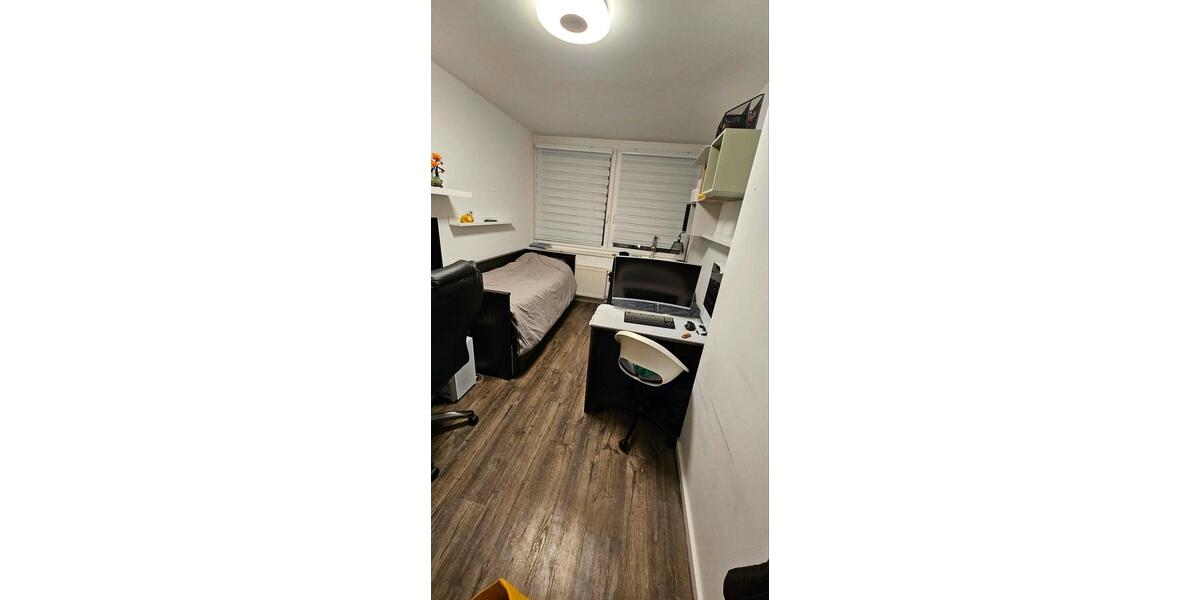 Etagenwohnung Wuppertal Gemarkung Barmen - 3 Zimmer, 69 m&sup2;, 650&euro; | Angebot:25956669