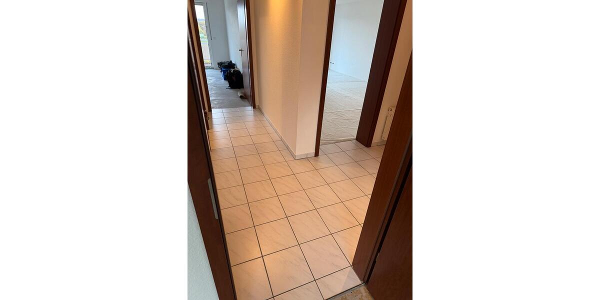 Etagenwohnung Wuppertal Cronenberg - 3 Zimmer, 94 m&sup2;, 299.000&euro; | Angebot:23335901