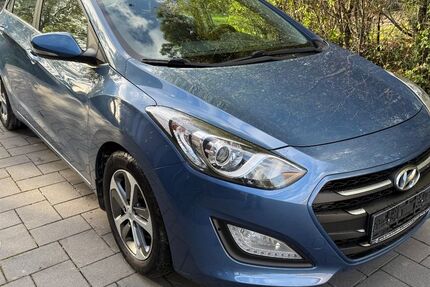 Hyundai i30 155.000 km 5.950 &euro; Unna 59425
