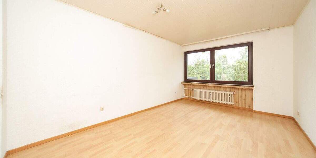 Etagenwohnung Wuppertal Barmen - 5 Zimmer, 87 m&sup2;, 150.000&euro; | Angebot:25865346