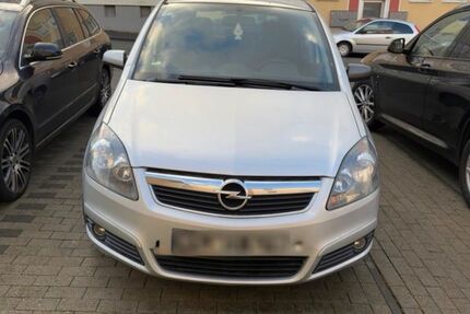 Opel Zafira 150.800 km 4.000 &euro; Wuppertal 42329