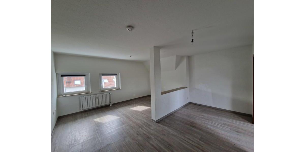 Dachgeschoßwohnung Dortmund Mengede - 2 Zimmer, 62 m&sup2;, 527&euro; | Angebot:25356241