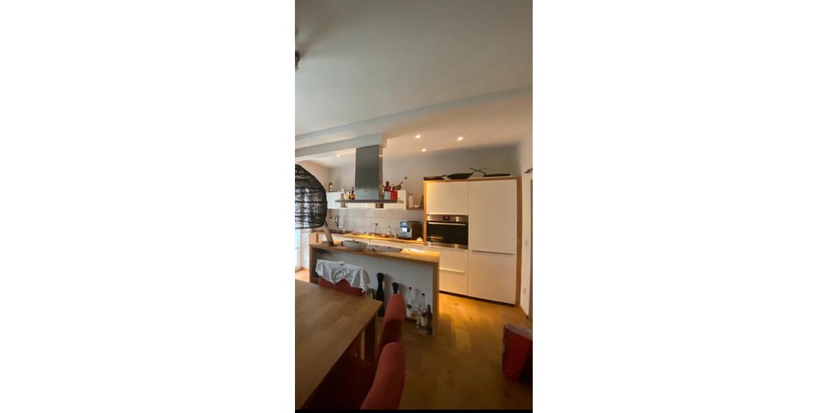 Erdgeschoßwohnung Iserlohn - 3.5 Zimmer, 125 m&sup2;, 1.300&euro; | Angebot:26485674