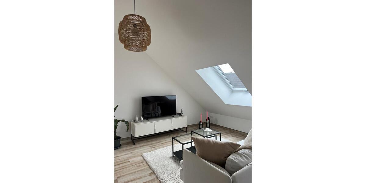 Dachgeschoßwohnung Iserlohn Letmathe - 2 Zimmer, 80 m&sup2;, 850&euro; | Angebot:24811479