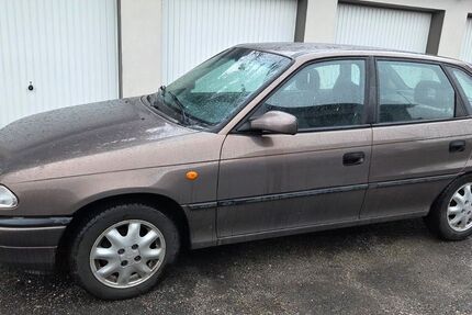 Opel Astra 215.000 km 999 &euro; Wuppertal 42279