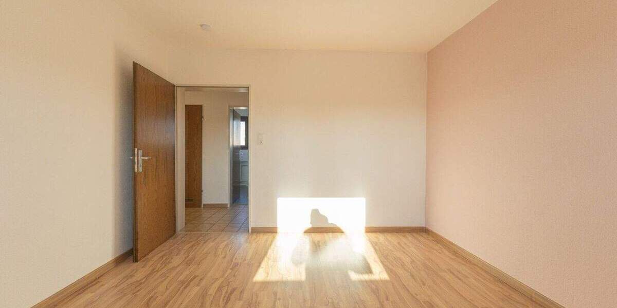 Etagenwohnung Menden Mitte - 4 Zimmer, 125.000&euro; | Angebot:25729250
