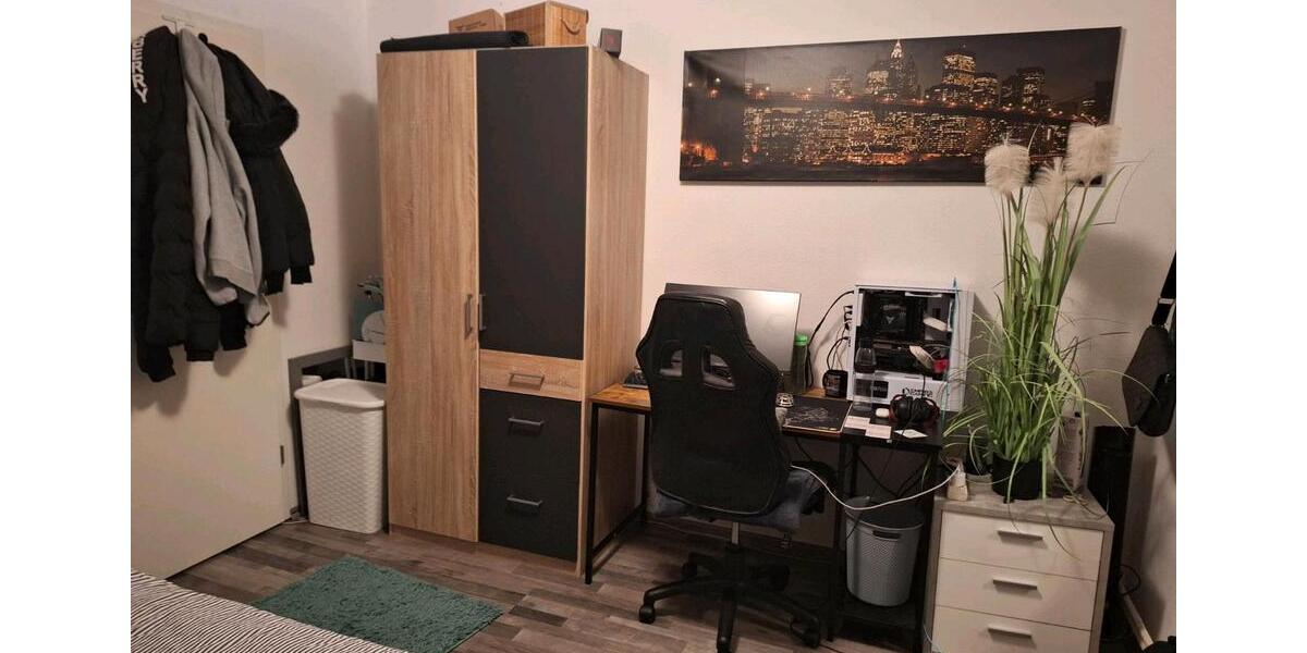 Dachgeschoßwohnung Halver - 3 Zimmer, 75 m&sup2;, 550&euro; | Angebot:24846376