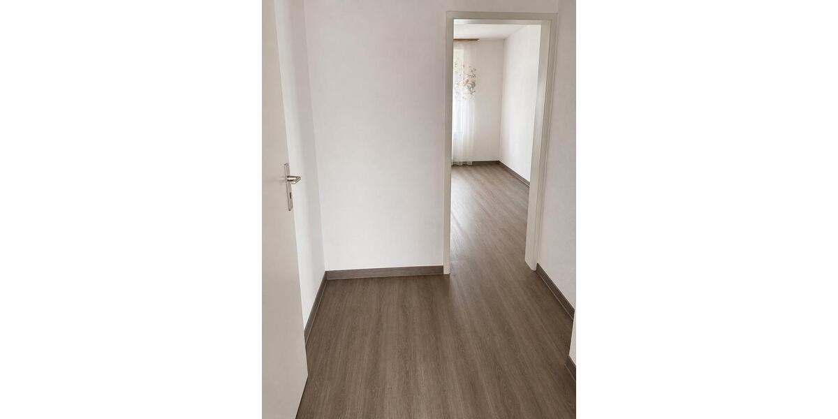 Erdgeschoßwohnung Remscheid Remscheid-Süd - 1 Zimmer, 27 m&sup2;, 270&euro; | Angebot:26547011