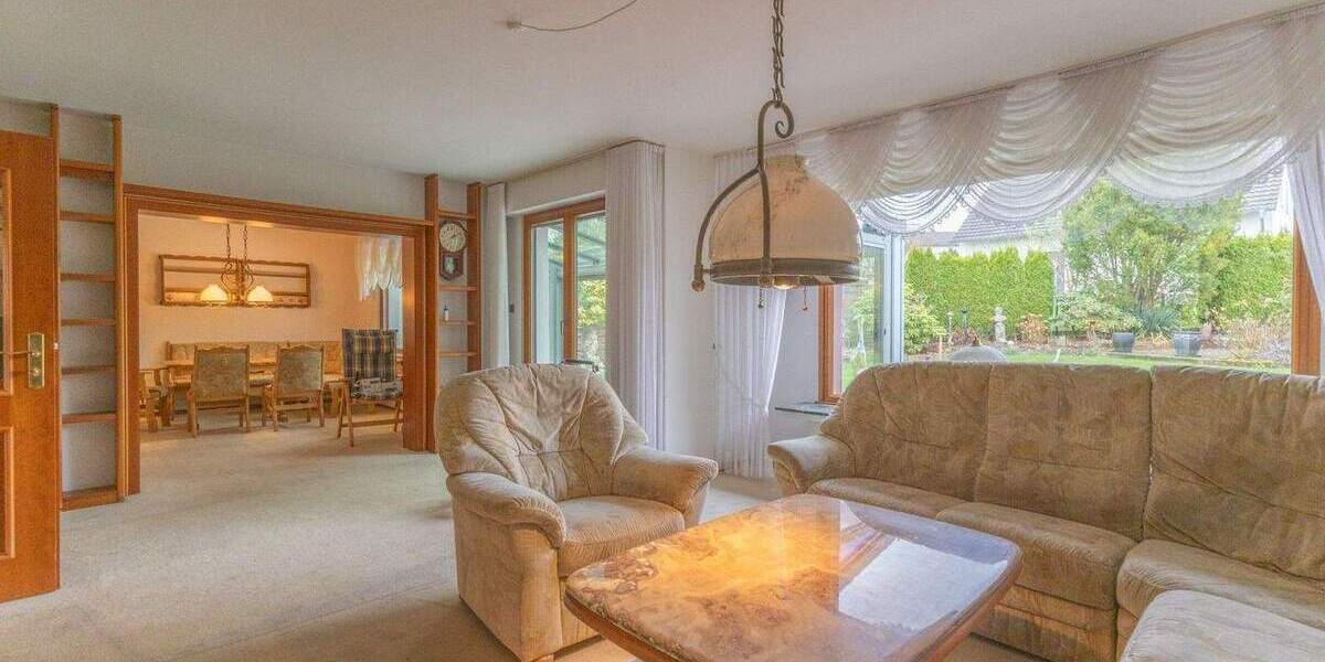 Einfamilienhaus Menden Mitte - 5 Zimmer, 122 m&sup2;, 215.000&euro; | Angebot:25729252