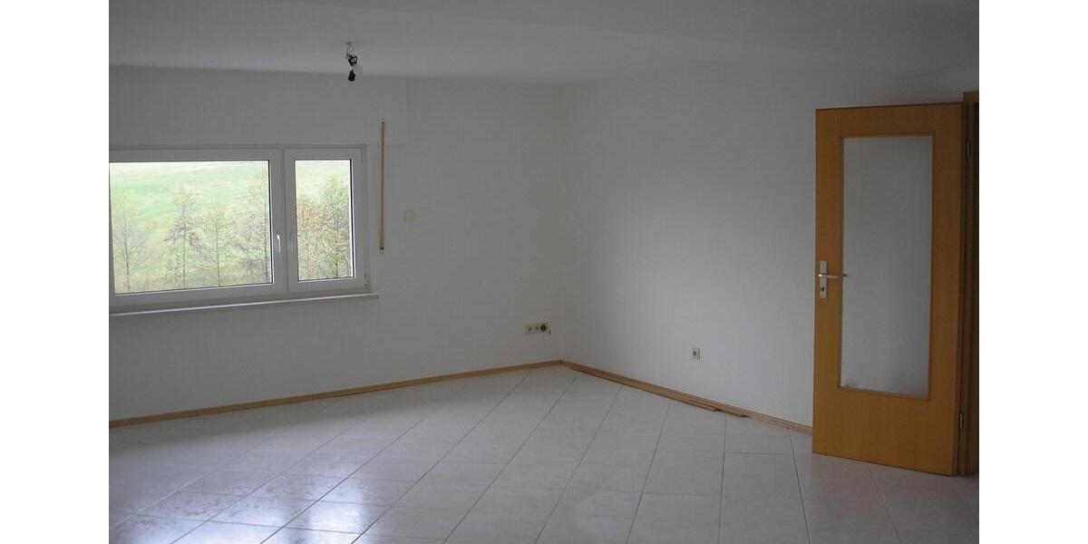 Etagenwohnung Wipperfürth - 3 Zimmer, 86 m&sup2;, 750&euro; | Angebot:26122531