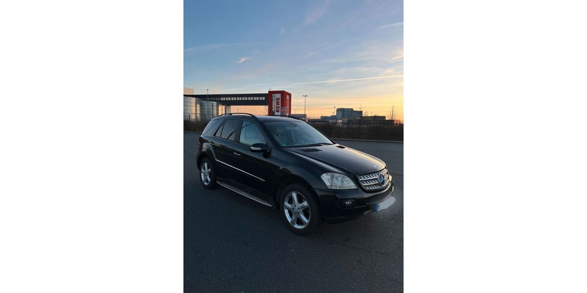 Mercedes-Benz ML 320 328.765 km 6.900 &euro; Dortmund 44328
