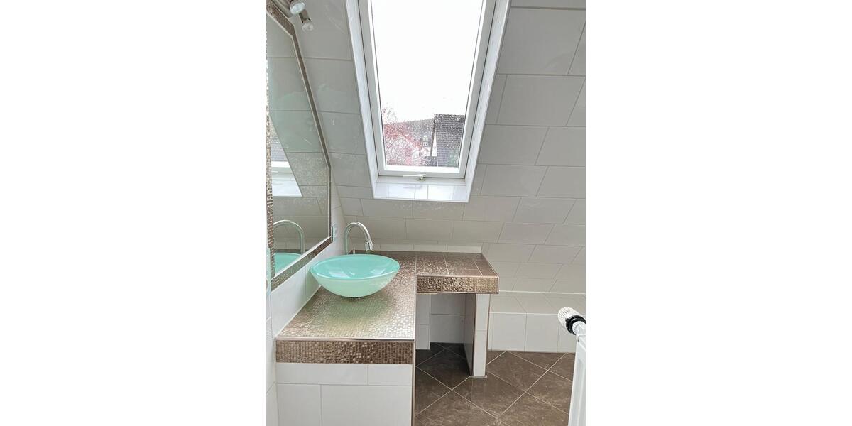 Dachgeschoßwohnung Hagen Hohenlimburg - 2.5 Zimmer, 45 m&sup2;, 360&euro; | Angebot:25987530
