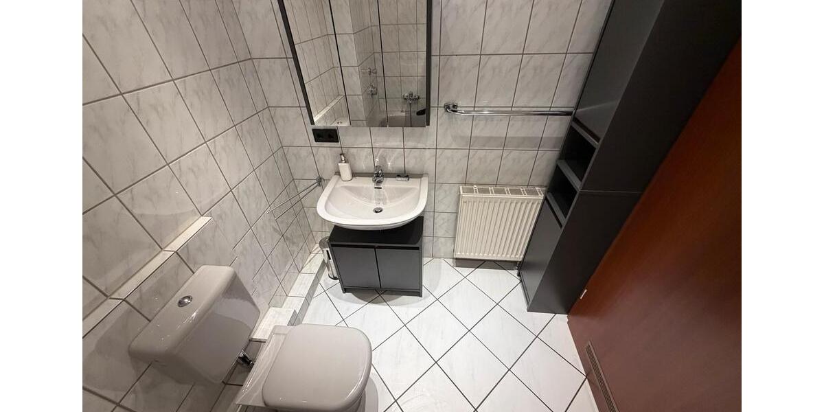 Dachgeschoßwohnung Wuppertal Barmen - 2 Zimmer, 62 m&sup2;, 600&euro; | Angebot:25830530