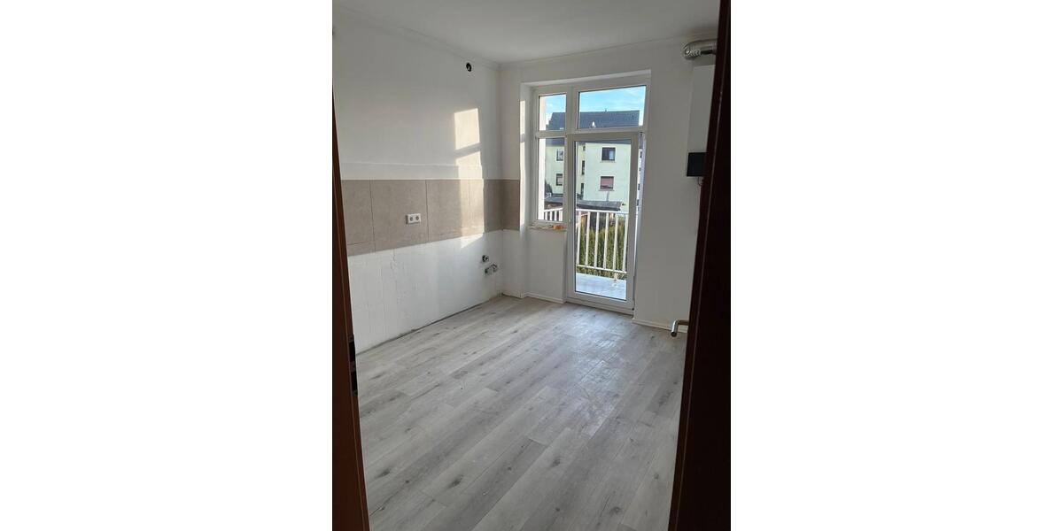 Etagenwohnung Lüdenscheid - 3 Zimmer, 74 m&sup2;, 600&euro; | Angebot:27627066