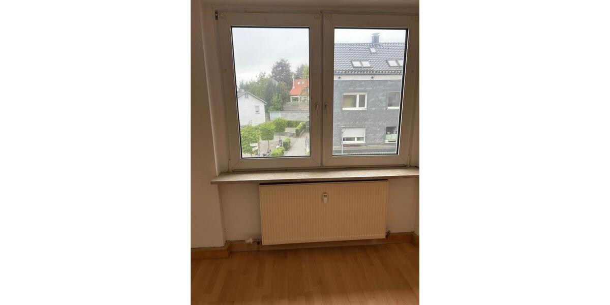 Etagenwohnung Halver - 3 Zimmer, 75 m&sup2;, 700&euro; | Angebot:26426356