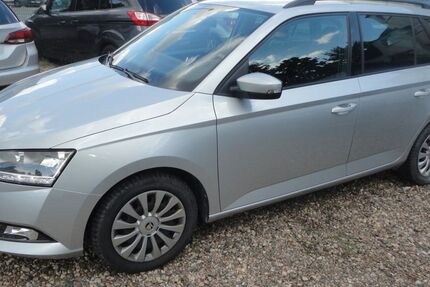 Skoda Fabia 53.300 km 11.250 &euro; HERNE 44651