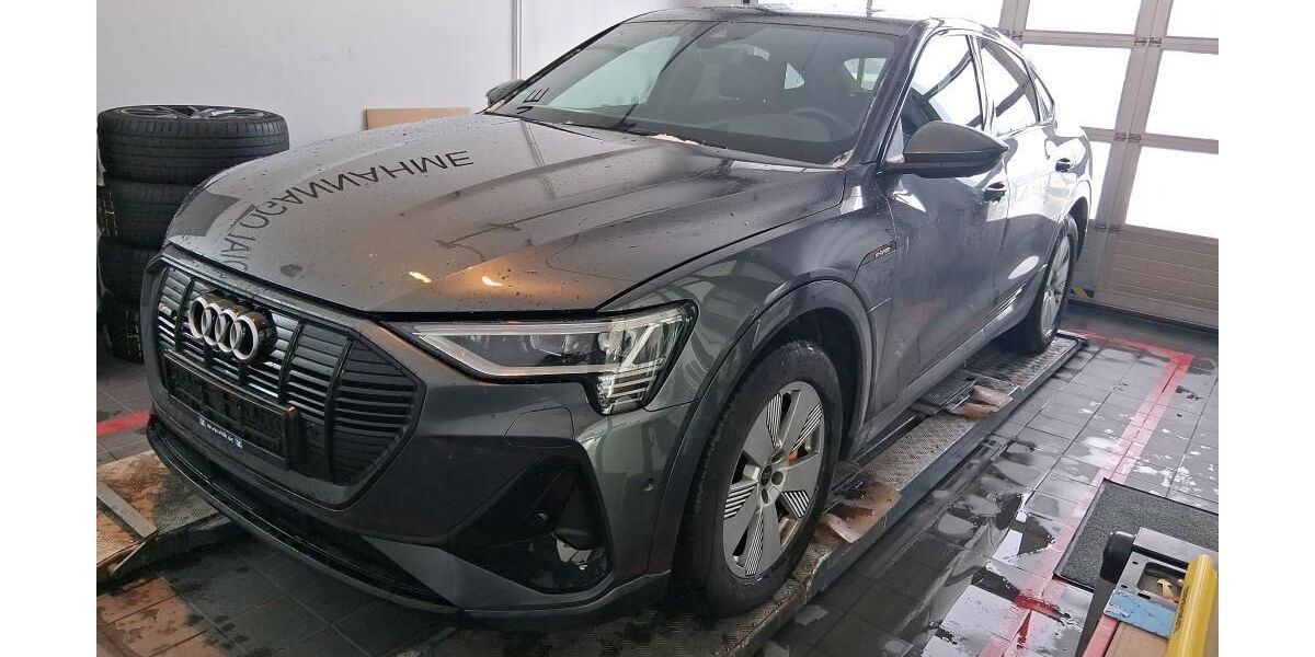Audi e-tron 87.629 km 34.885 &euro; Hagen 58091