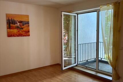 Wohnung Wuppertal Lichtenplatz - 1 Zimmer, 30 m&sup2;, 400&euro; | Angebot:27583812