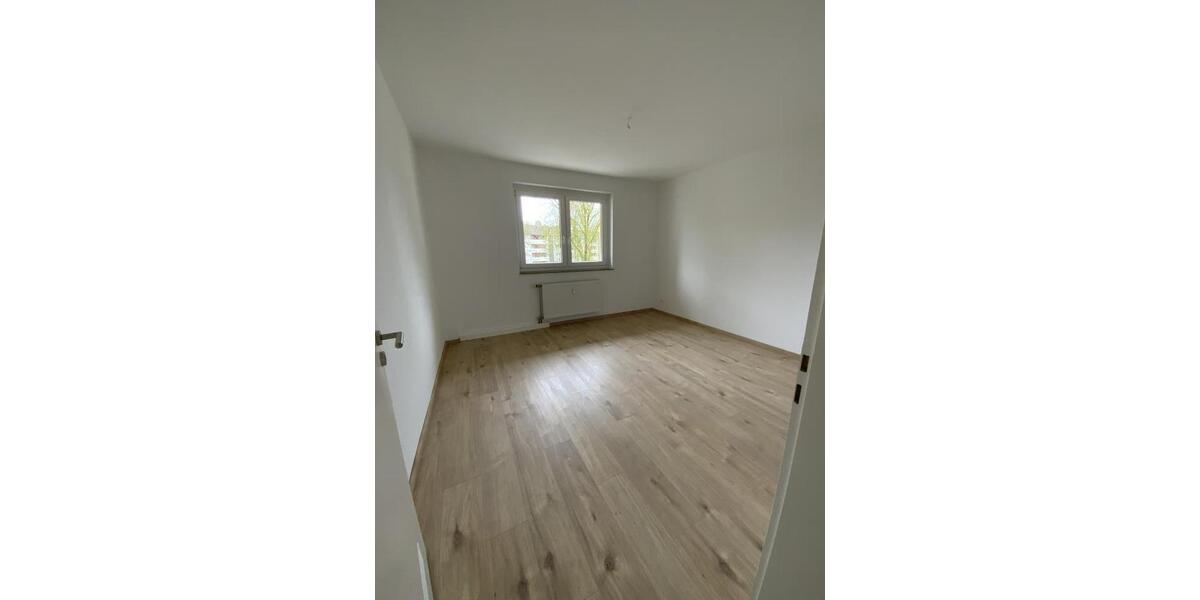 Etagenwohnung Remscheid Lüttringhausen - 3 Zimmer, 69 m&sup2;, 539&euro; | Angebot:25982833