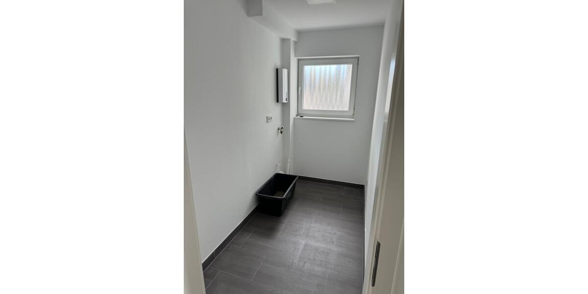 Erdgeschoßwohnung Ennepetal - 3 Zimmer, 110 m&sup2;, 840&euro; | Angebot:26636772