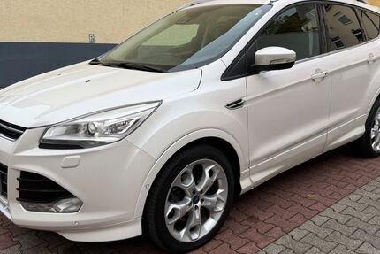Ford Kuga 184.000 km 7.490 &euro; Hagen 58135
