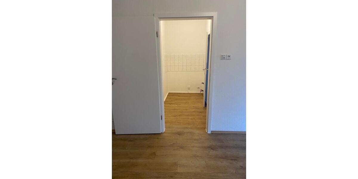 Etagenwohnung Wuppertal Elberfeld - 1 Zimmer, 30 m&sup2;, 360&euro; | Angebot:25807080
