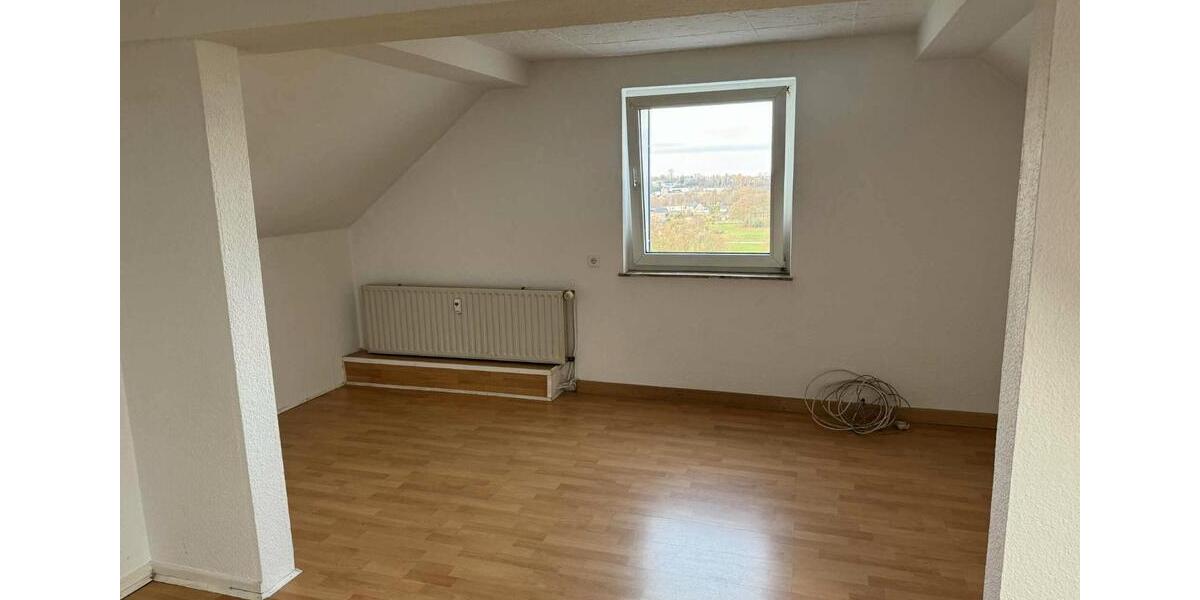 Dachgeschoßwohnung Sprockhövel - 2 Zimmer, 50 m&sup2;, 400&euro; | Angebot:27584778