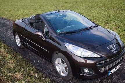 Peugeot 207 111.580 km 6.800 &euro; Castrop-Rauxel 44575