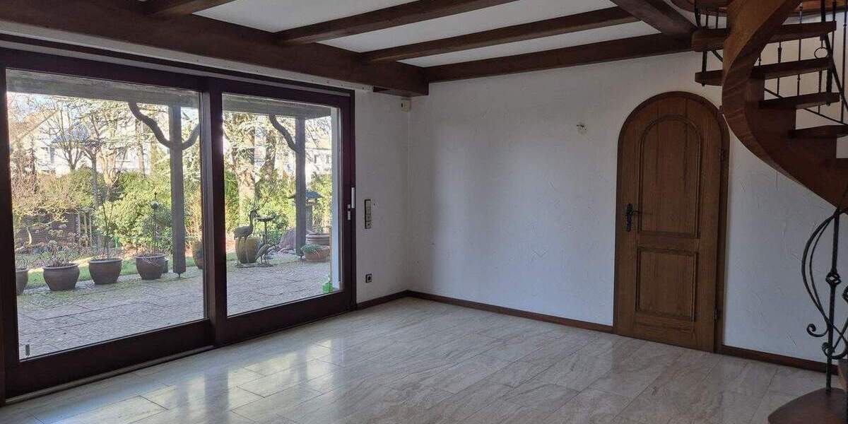 Mehrfamilienhaus, Wohnhaus Schwerte Villigst - 7 Zimmer, 299 m&sup2;, 550.000&euro; | Angebot:25815883