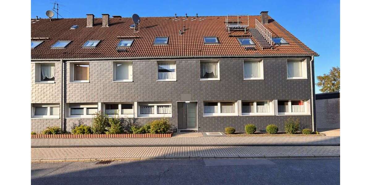 Etagenwohnung Remscheid Lüttringhausen - 4 Zimmer, 78 m&sup2;, 138.000&euro; | Angebot:27703993
