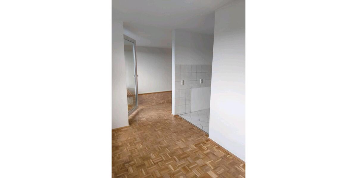Etagenwohnung Wuppertal Barmen - 3 Zimmer, 85 m&sup2;, 750&euro; | Angebot:25956697