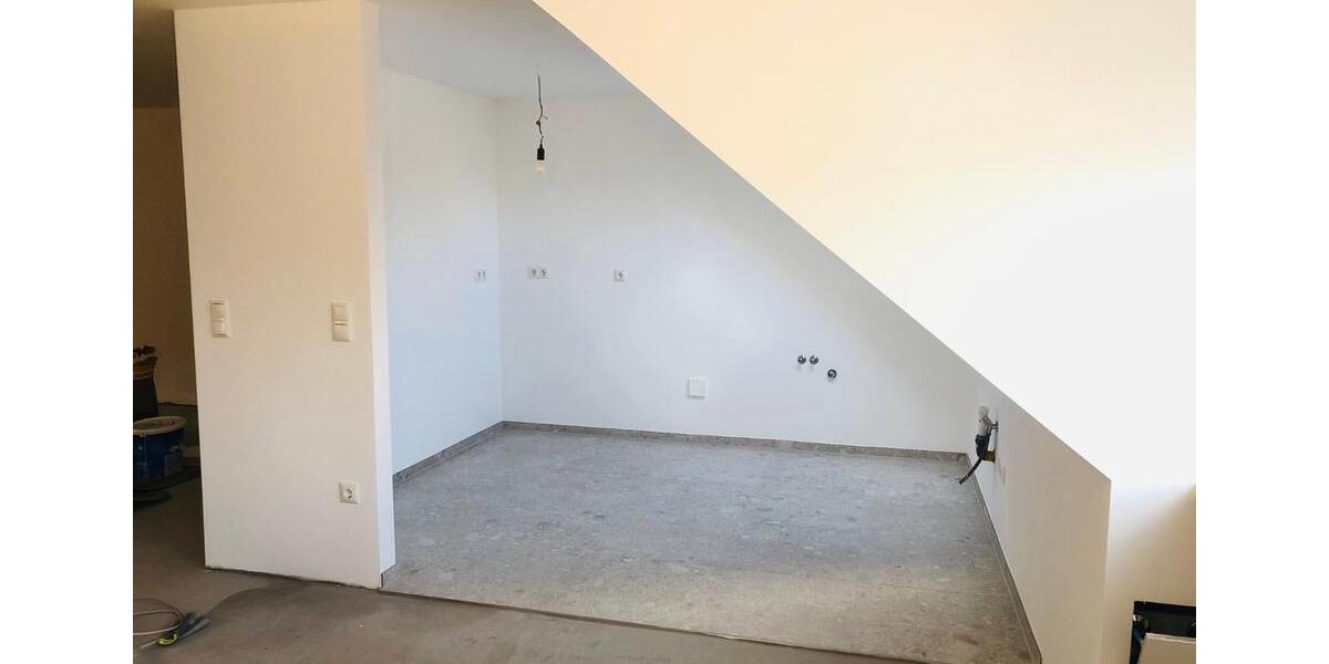 Dachgeschoßwohnung Dortmund Eving - 4.5 Zimmer, 115 m&sup2;, 1.100&euro; | Angebot:25934330