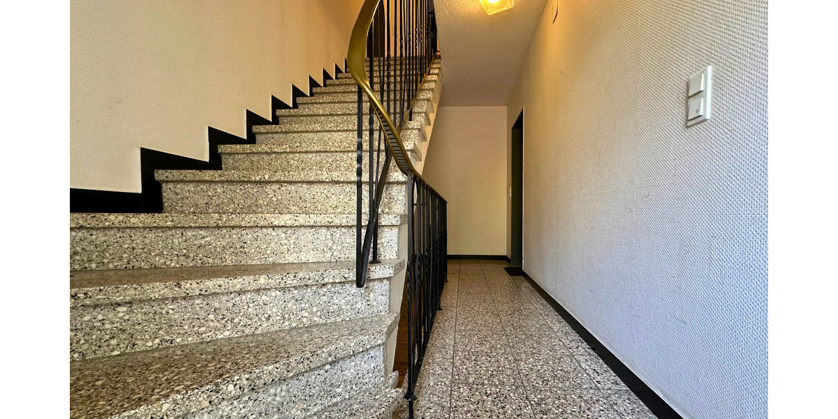 Etagenwohnung Balve - 3 Zimmer, 86 m&sup2;, 750&euro; | Angebot:26018017