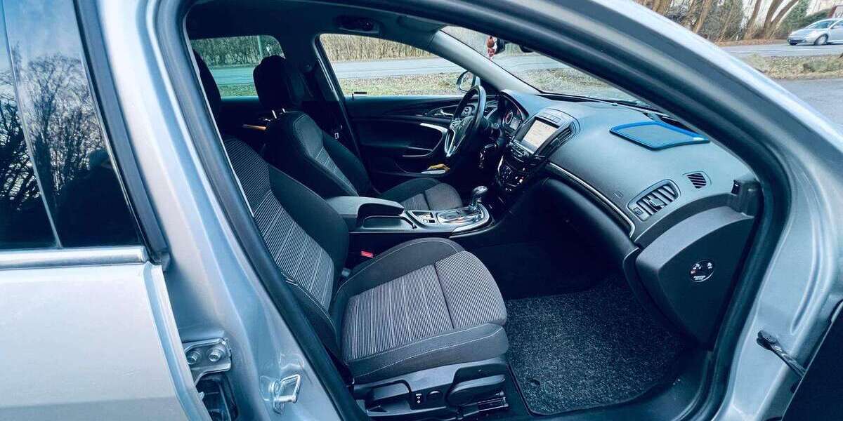 Opel Insignia 202.100 km 7.000 &euro; Lüdenscheid 58507
