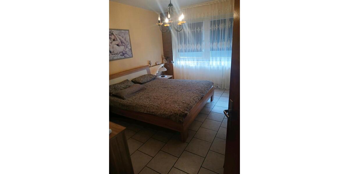 Erdgeschoßwohnung Hagen Hagen-Nord - 5 Zimmer, 100 m&sup2;, 130.000&euro; | Angebot:26476181
