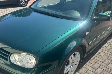 VW Golf 256.000 km 3.500 &euro; Unna 59425