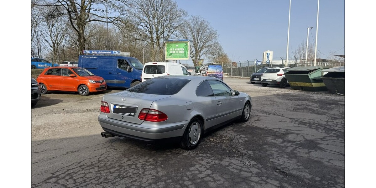Mercedes-Benz CLK 230 247.000 km 2.000 &euro; Wuppertal 42275