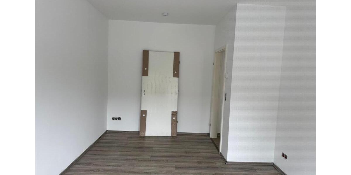 Erdgeschoßwohnung Radevormwald - 3 Zimmer, 77 m&sup2;, 950&euro; | Angebot:26680742