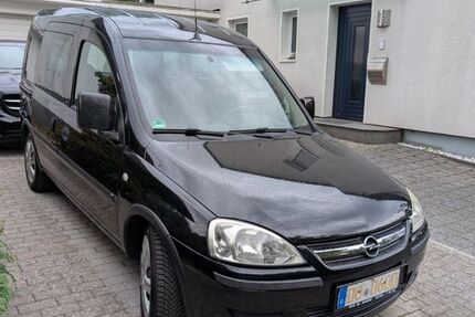 Opel Combo 146.900 km 3.290 &euro; Dortmund 44229