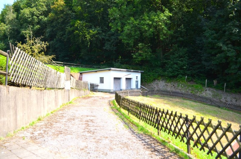 Großzügiges 2 Familien-Doppel-Landhaus mit Nebengebäuden und Pool in sonniger Hanglage! - Bauernhaus, Landhaus Velbert Pöthen | Angebot:22239219