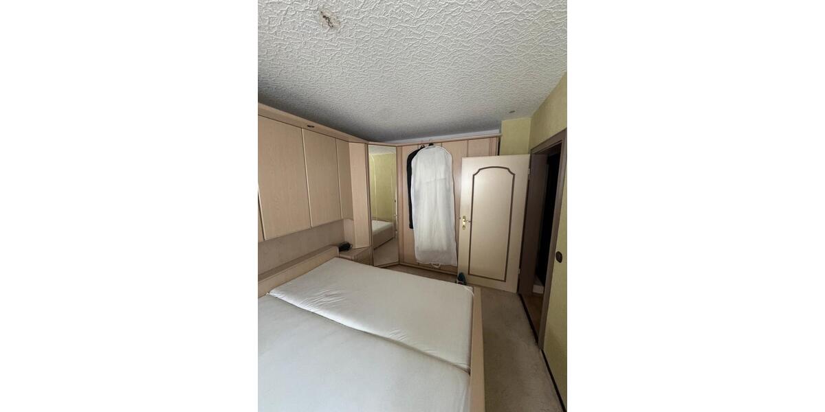 Erdgeschoßwohnung Wuppertal Unterbarmen - 3 Zimmer, 75 m&sup2;, 190.000&euro; | Angebot:27621764