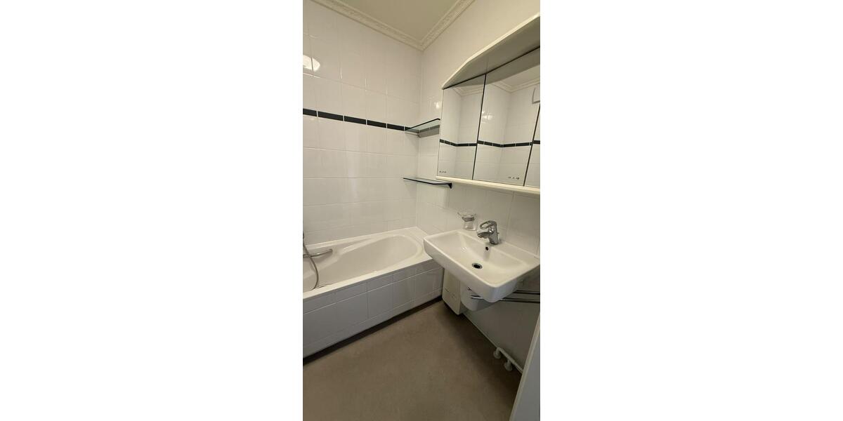 Erdgeschoßwohnung Altena - 3 Zimmer, 69 m&sup2;, 600&euro; | Angebot:27627030
